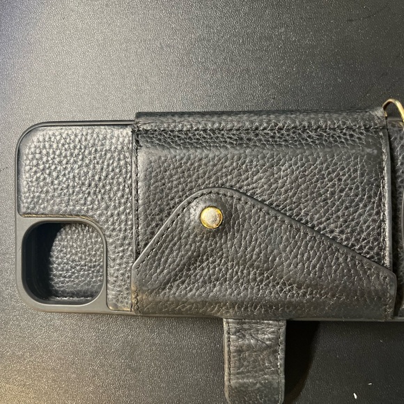 Bandolier Accessories - Bandolier Hailey Folio pebble leather iPhone 13 case